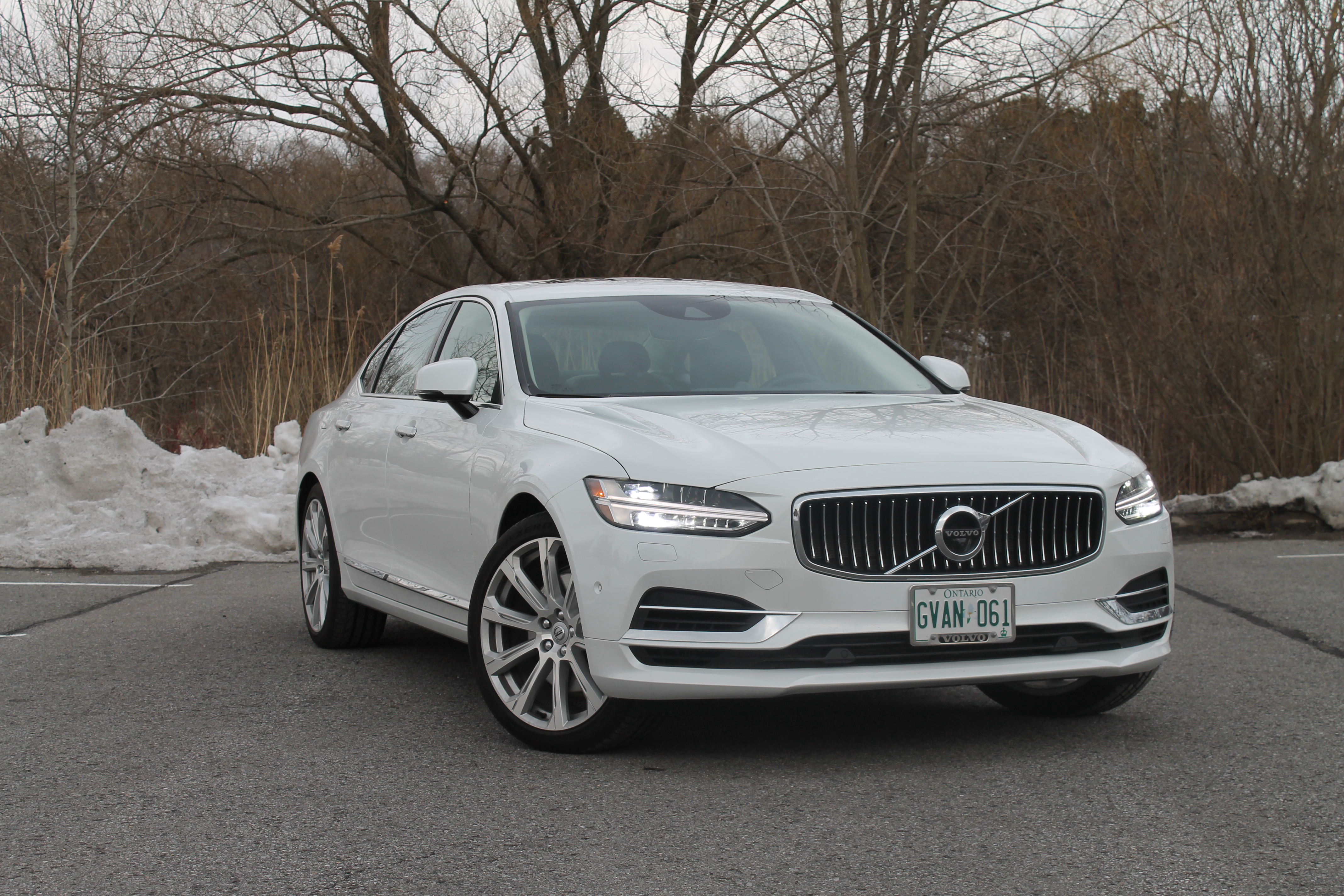 Review: Volvo S90 T8 is an impressive hybrid, but may not be