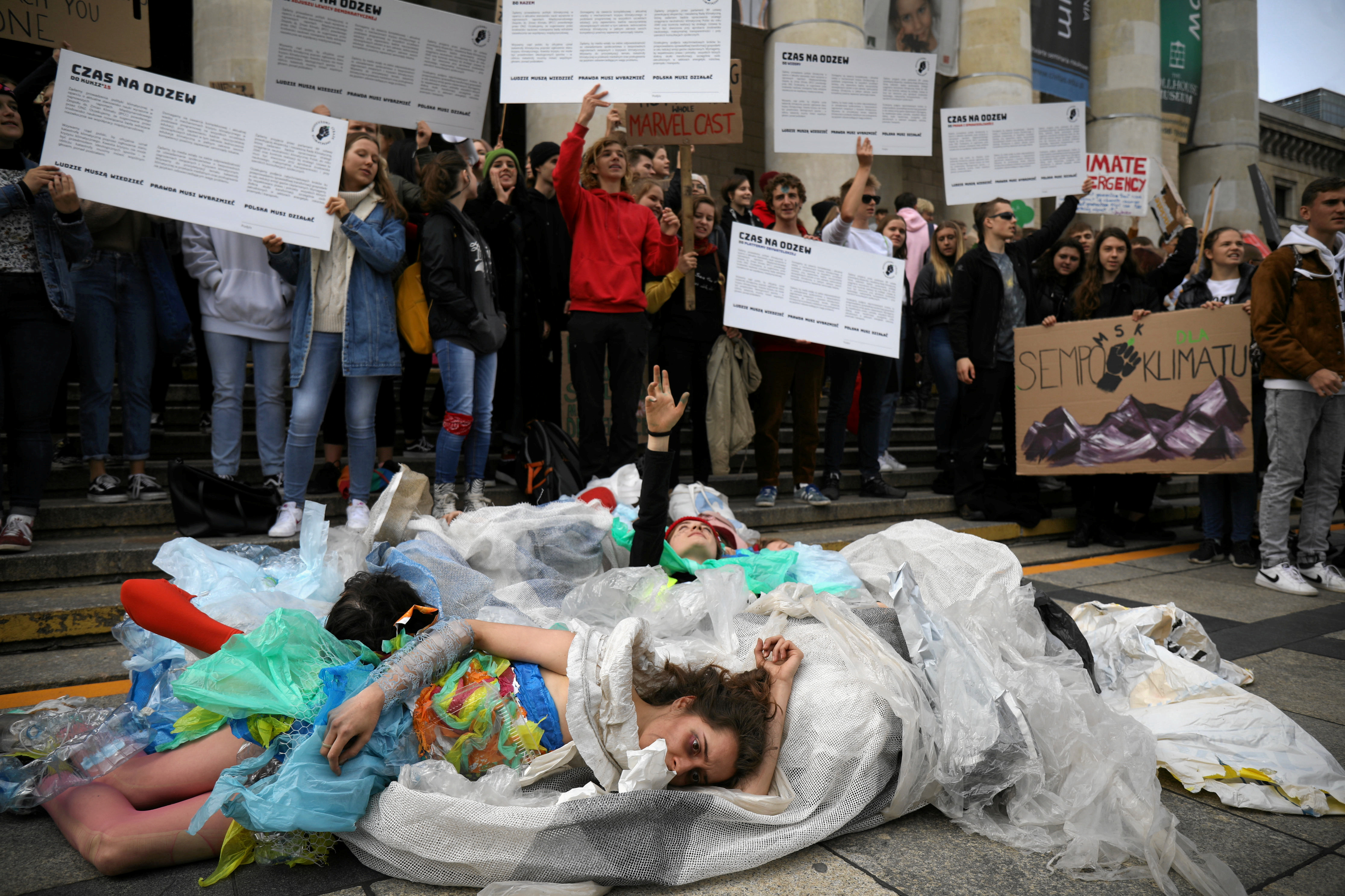 In Photos: Around The World Millions Demand Action on Climate - The ...